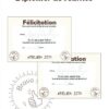présentation diplôme réussite doigts